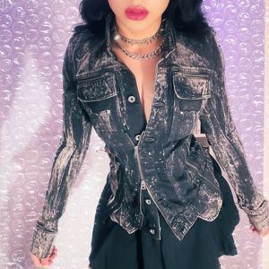 Le Grande Bleu (L.G.B.) Women’s Denim Jacket